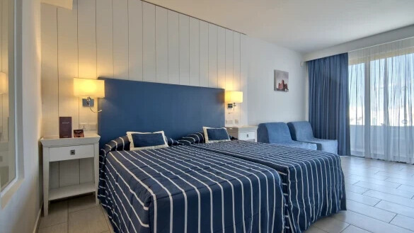 db Seabank Resort & Spa